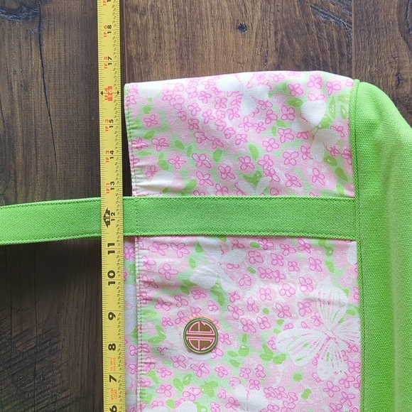 Lilly Pulitzer Tote Purse - Picture 15 of 17